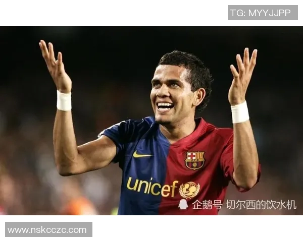 足球场上的幽默大师们那些搞笑球星的趣事与瞬间