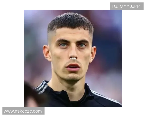 踢足球超帅的球星们:颜值与实力并存的足球天王们